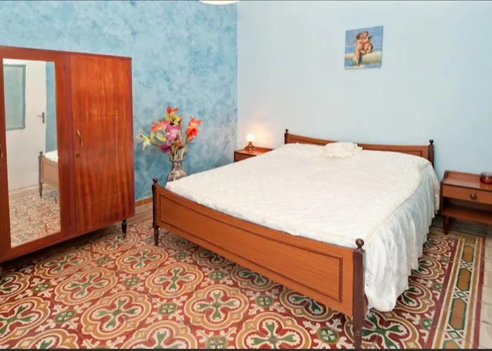 Shaka Guest House